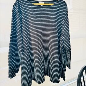 🪴J. Jill Black & Cream Striped Sweater Tunic
